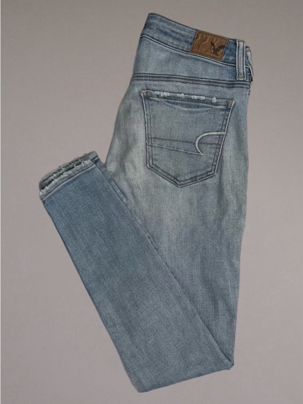 👖 American Eagle Outfitters Light Wash Super Super Stretch Jeggings~Women’s 2